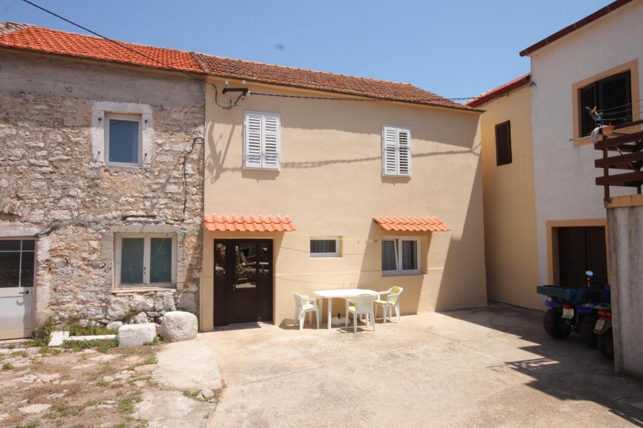 Holiday House With A Parking Space Sali, Dugi Otok - 8138 Dış mekan fotoğraf